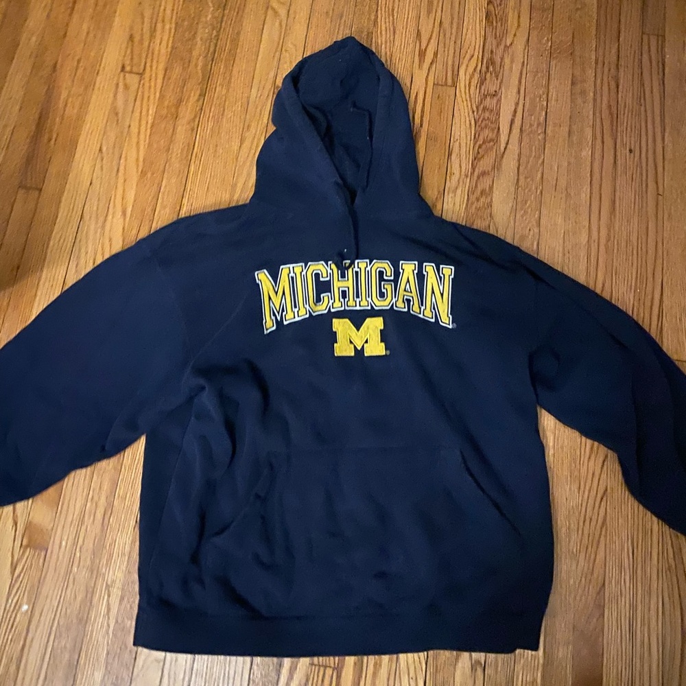 michigan sweatshirt